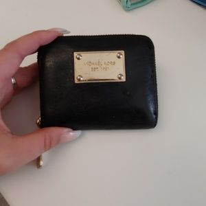 Michael kors wallet